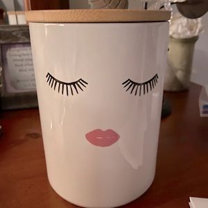 New Ceramic Canister with Lashes & Lips